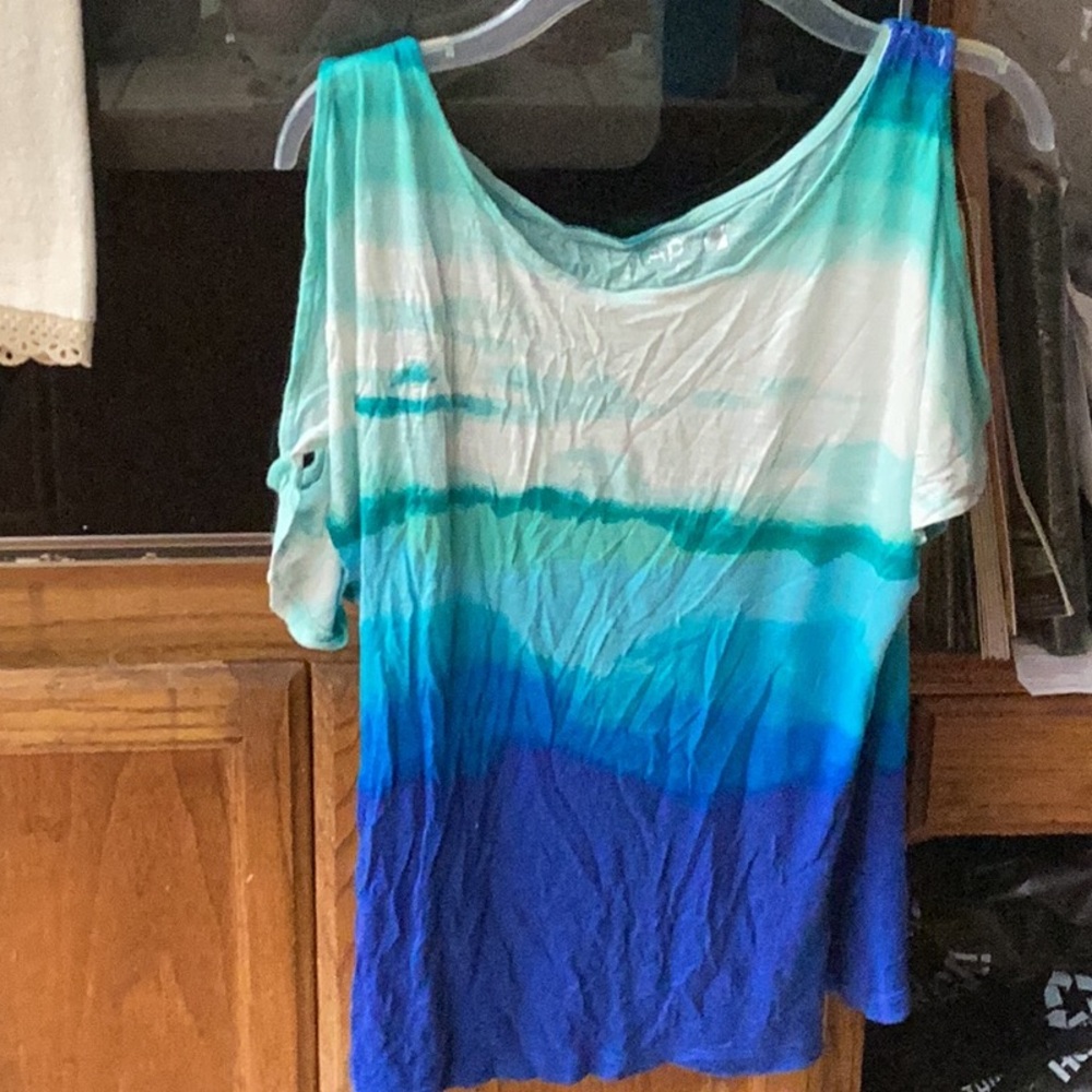 Apt. 9 Teal to Royal Blue Ombre Short-Sleeve Top